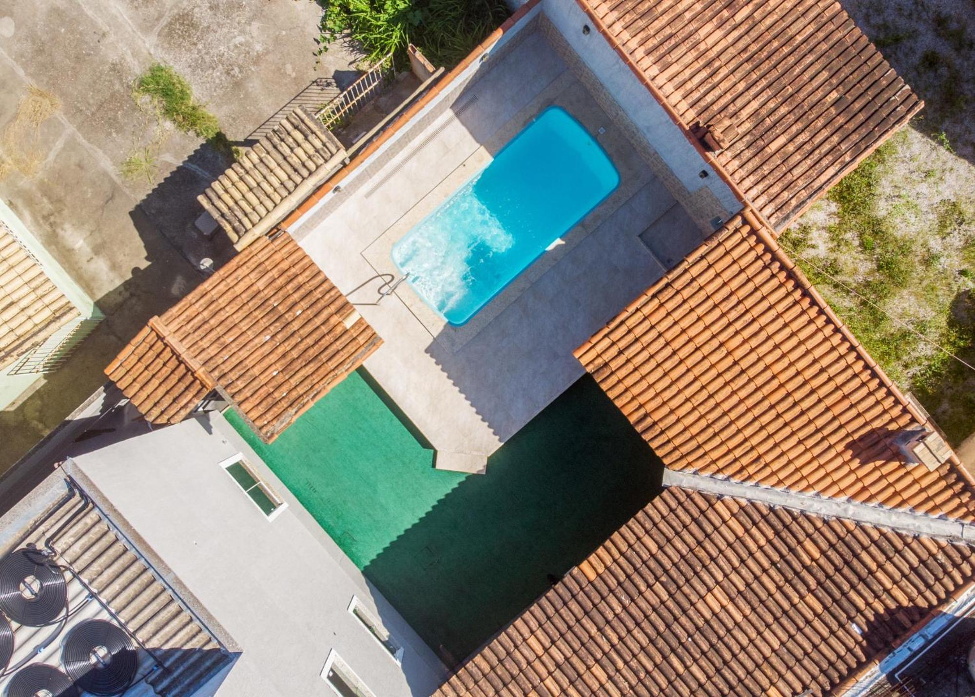 Refugio Tropical Casa De Praia Com Piscina Aquecida E 4 Suites E Garagem 3 Carros, 800 Mtrs Da Praia Internet 700 Mbps, Condominio Privado Com Pista De Skate , Quadra De Futevolei , Campos E Quadras De Futebol! Cabo Frío Exterior foto
