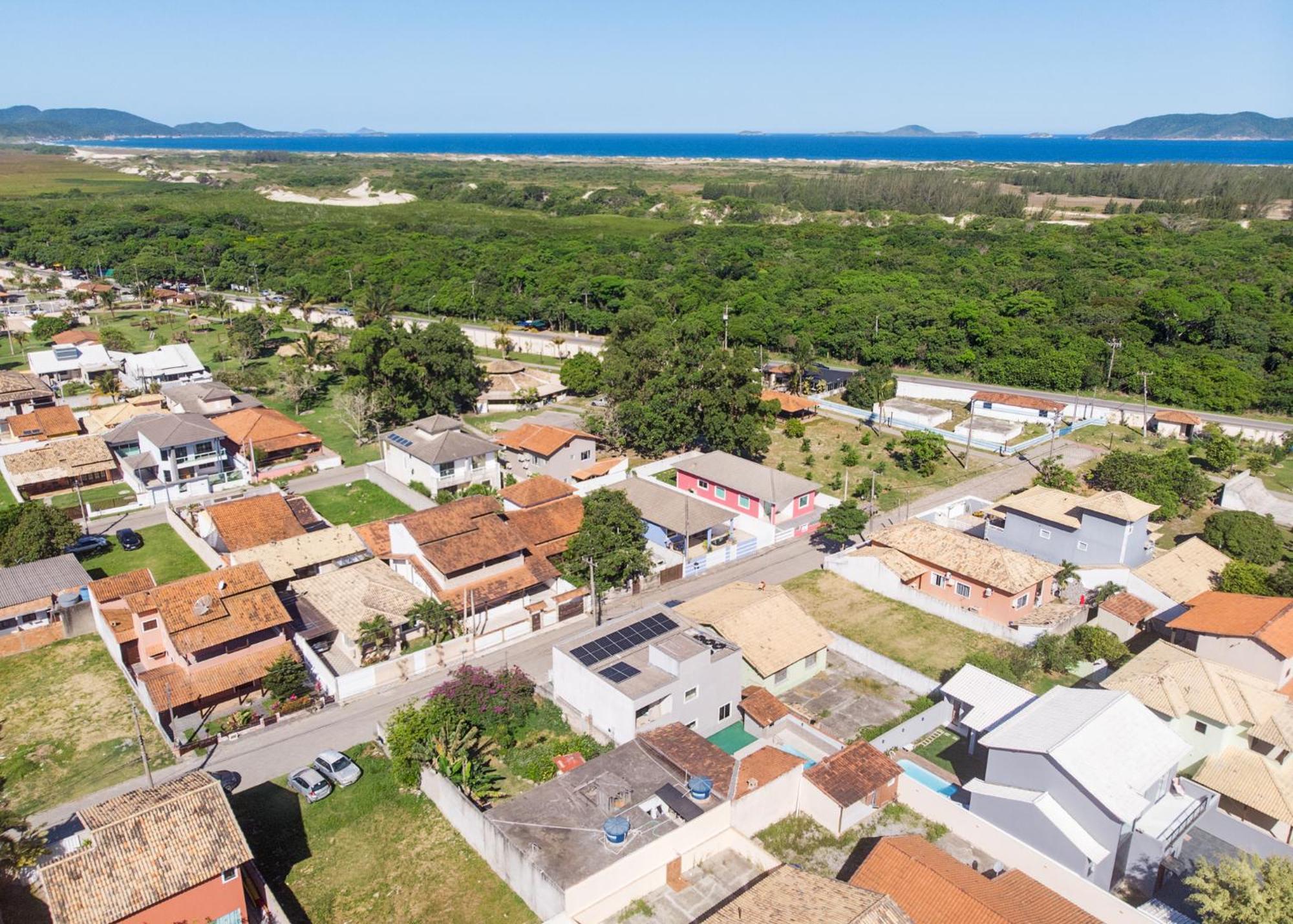 Refugio Tropical Casa De Praia Com Piscina Aquecida E 4 Suites E Garagem 3 Carros, 800 Mtrs Da Praia Internet 700 Mbps, Condominio Privado Com Pista De Skate , Quadra De Futevolei , Campos E Quadras De Futebol! Cabo Frío Exterior foto
